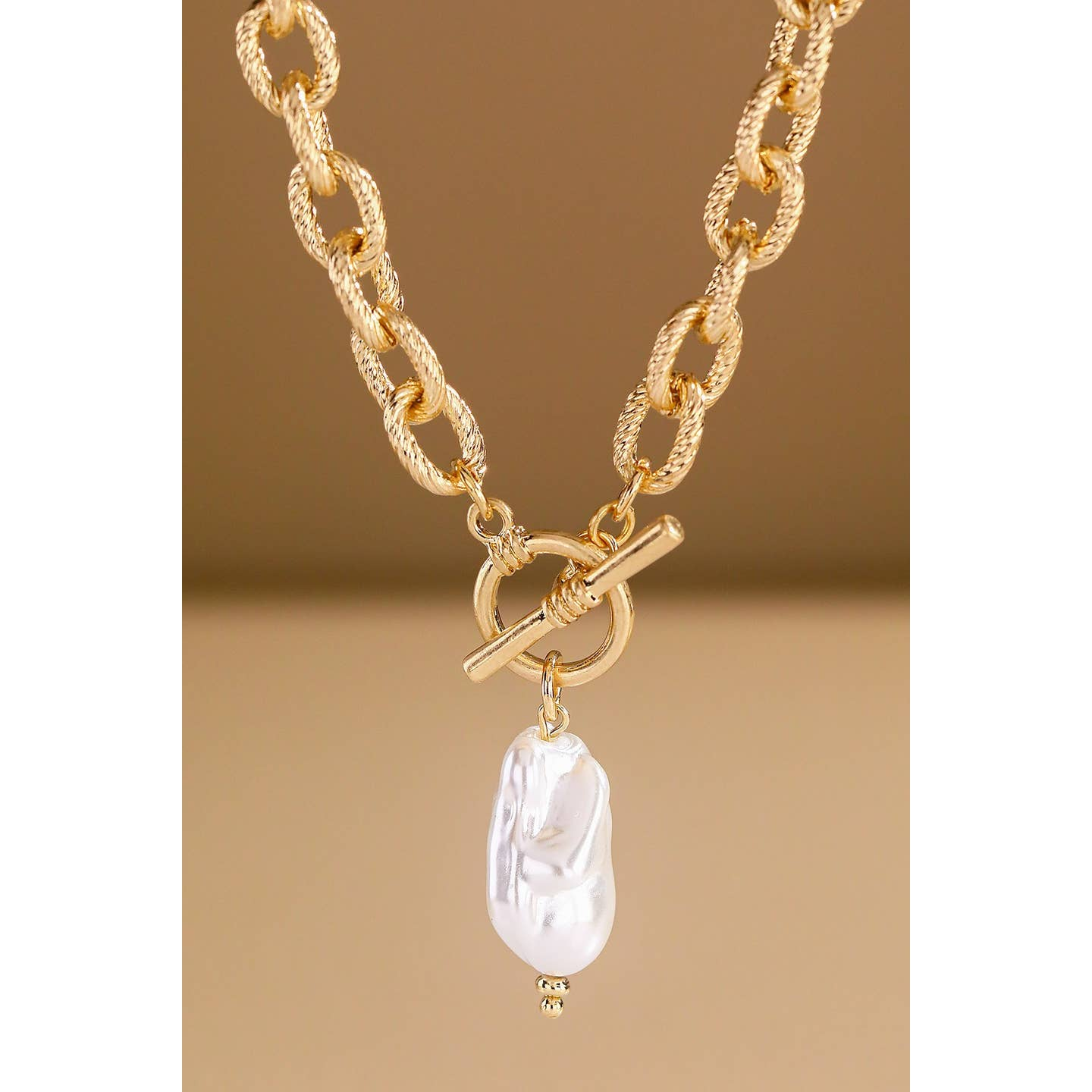 Pearl Toggle Necklace