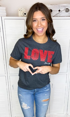 Love John 3:16 Tee