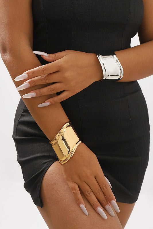 Irregular Wave Chunky Cuff Bracelet