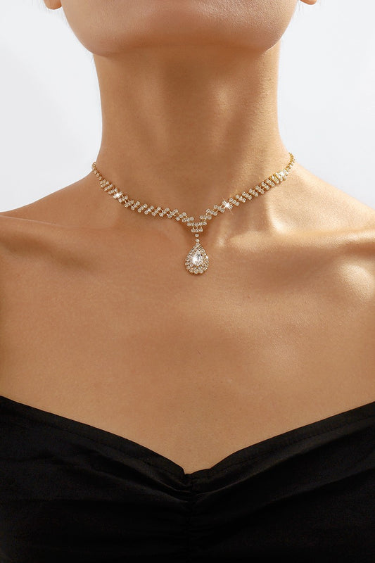 Rhinestone Teardrop Pendant Necklace