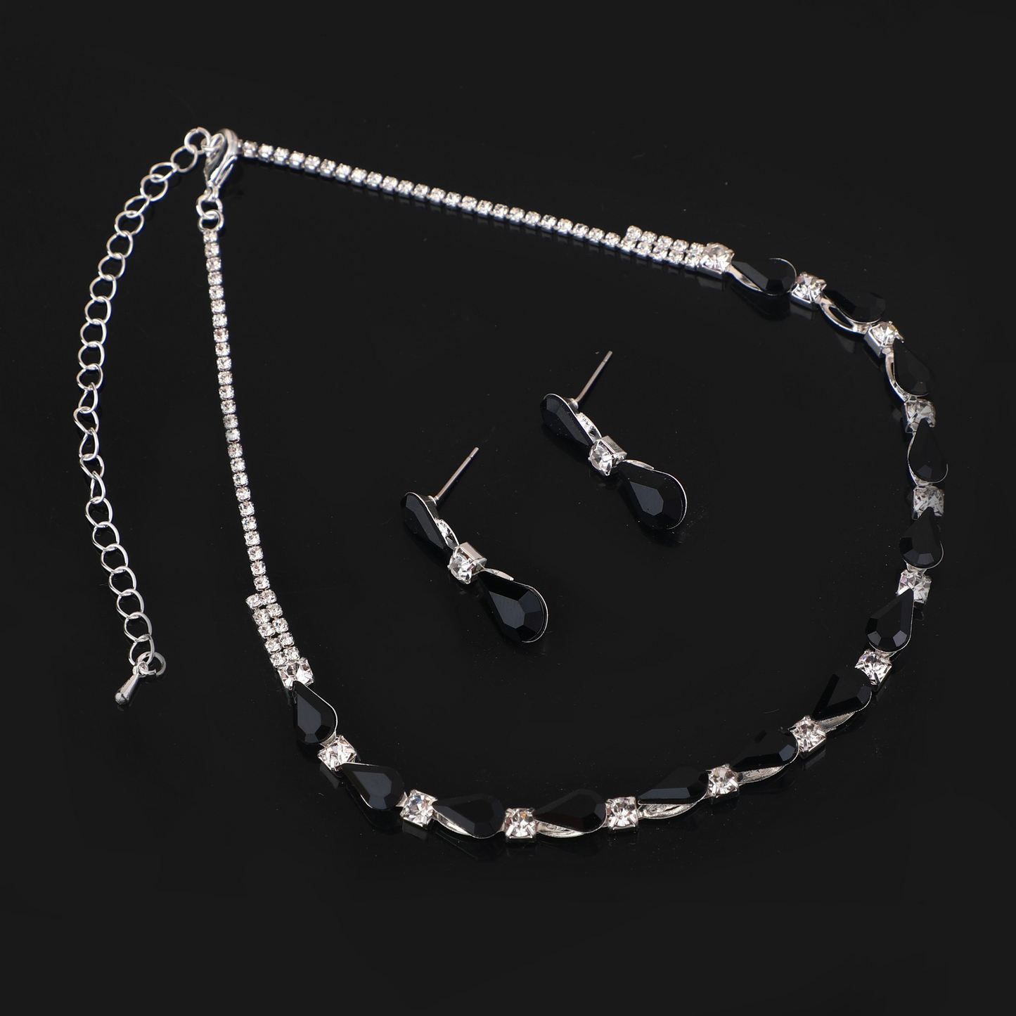 Black Rhinestone Necklace Set