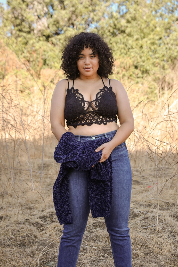 Curvy Delicate Lace Bralette