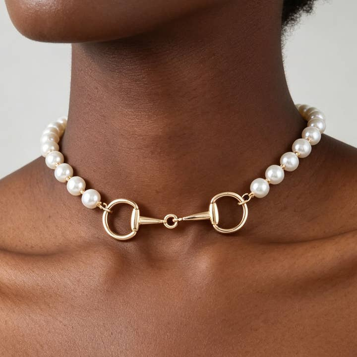 Horseshoe Pendant Necklace