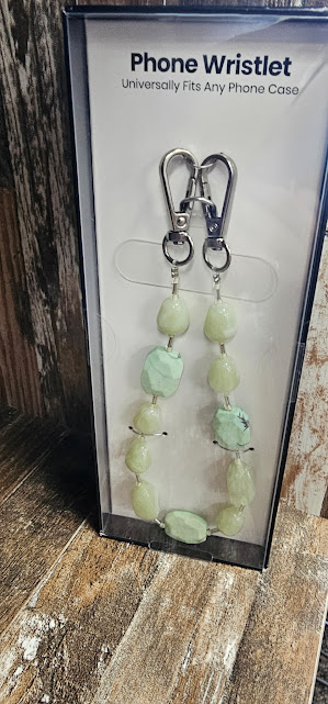 Clip & Go Beaded Wristlet