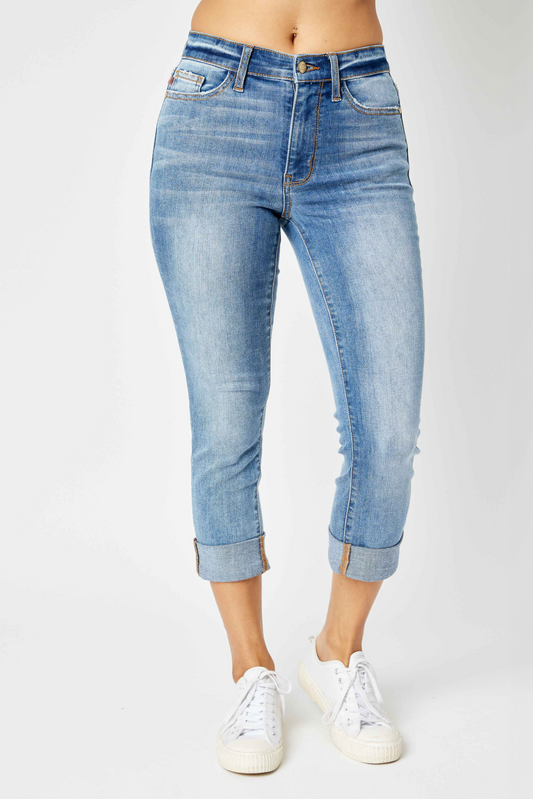 Mid Rise Cuffed Skinny Capri