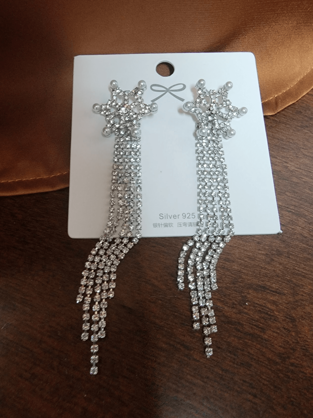 Diamond In The North Earrings - Lady Dorothy Boutique