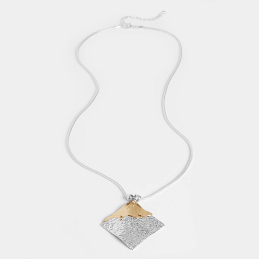 Estella Necklace