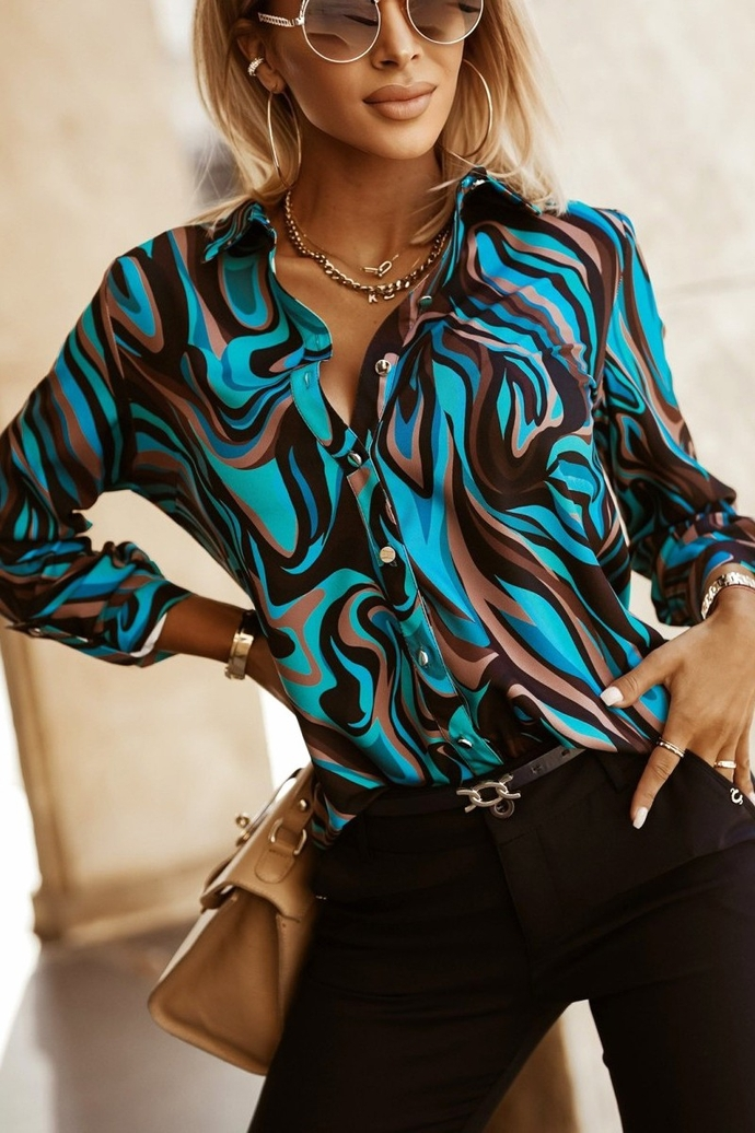 Into The Blue Blouse