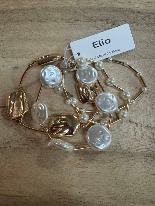 Ladies Of Pearl Stretch Bracelets