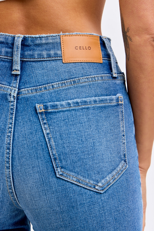 The Classic Mom Crop Jean