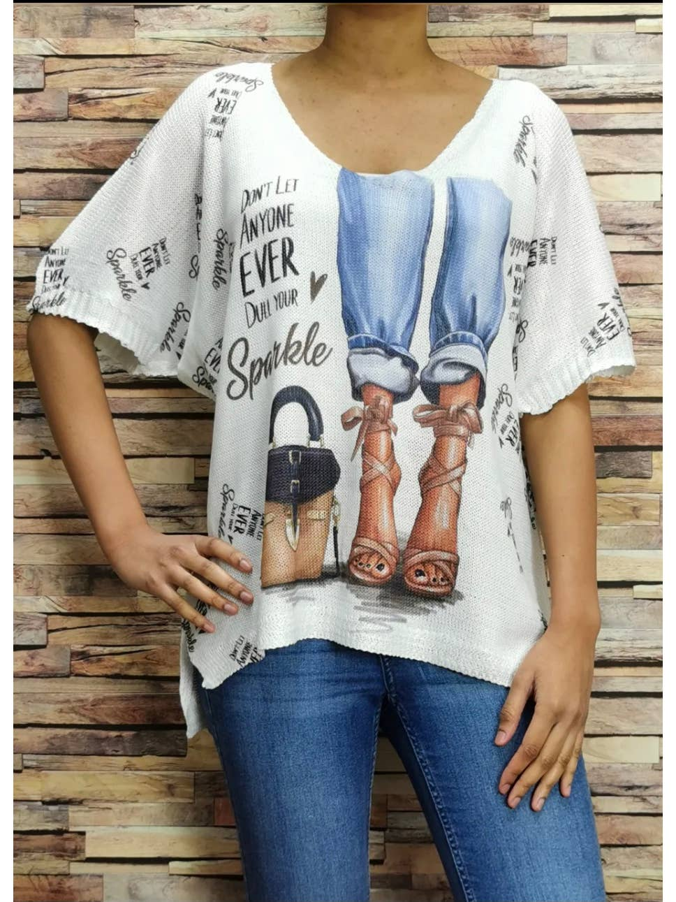 White Fashion Short Sleeve Sweater