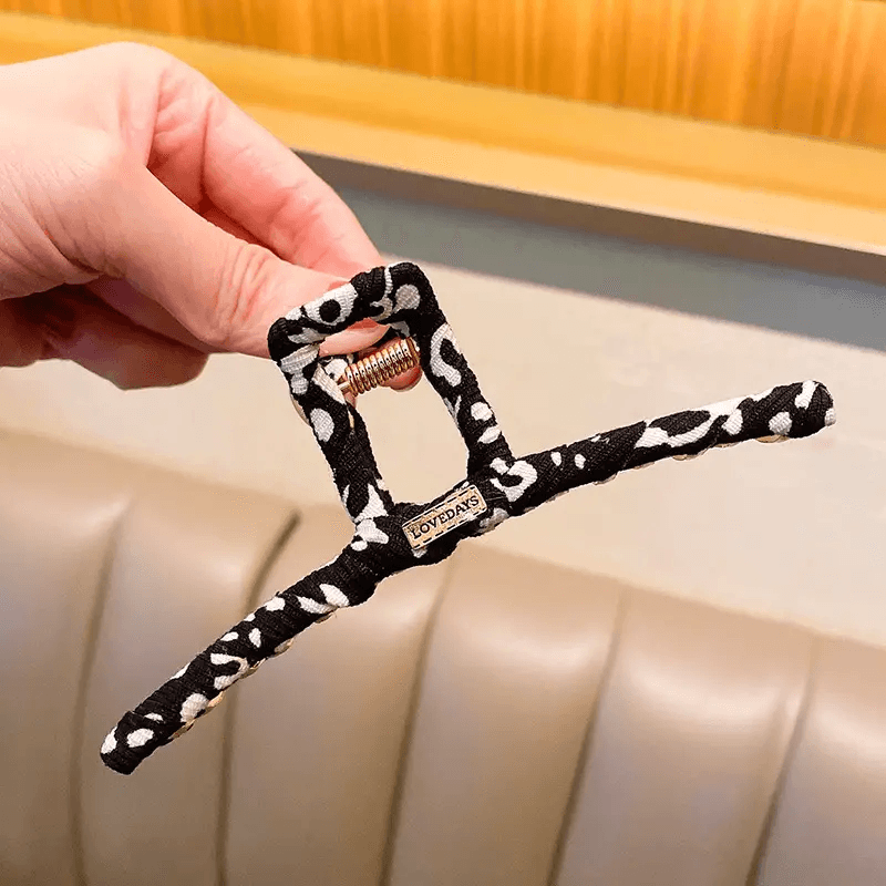 Metal Claw Clip - Lady Dorothy Boutique