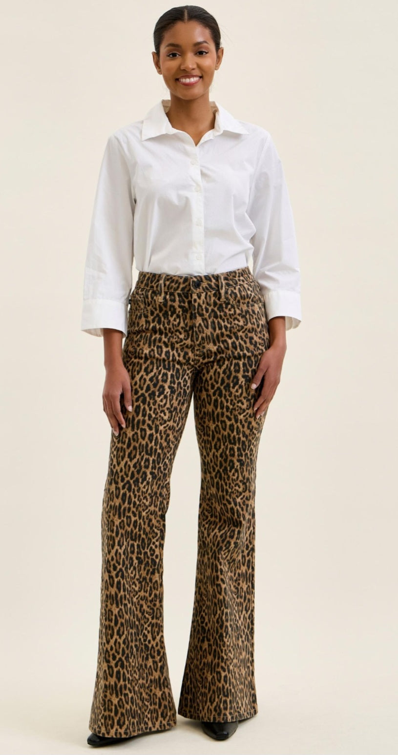 MR Jaqueline Leopard Flare 881180