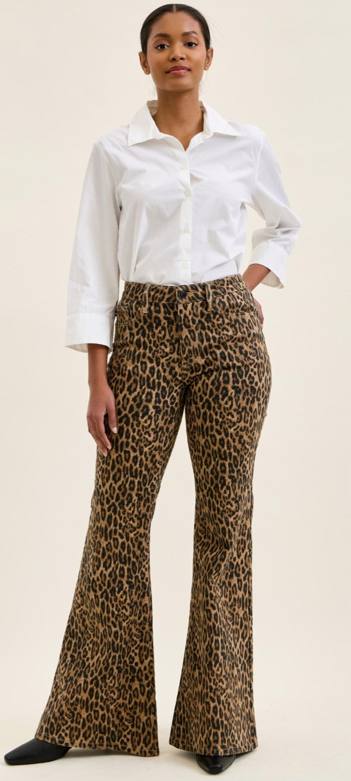 MR Jaqueline Leopard Flare 881180