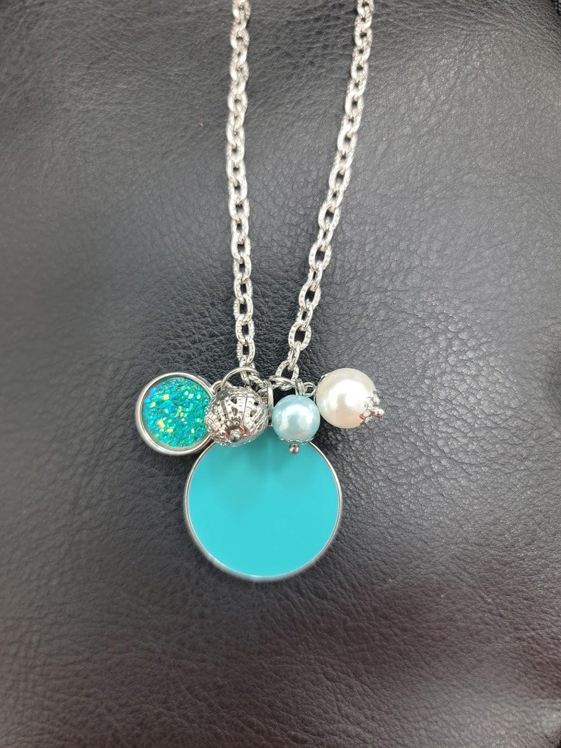 Turquoise Pendant & Stone Necklace - Lady Dorothy Boutique